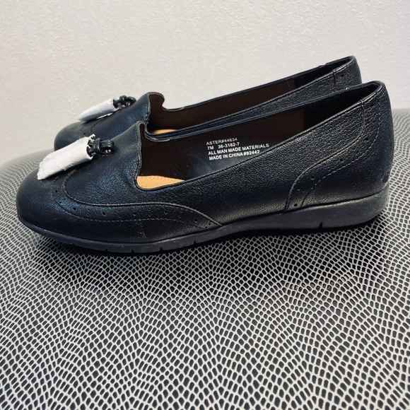 COMFORTVIEW Aster Slip-On Loafer in Black Size: 7M - Picture 4 of 7